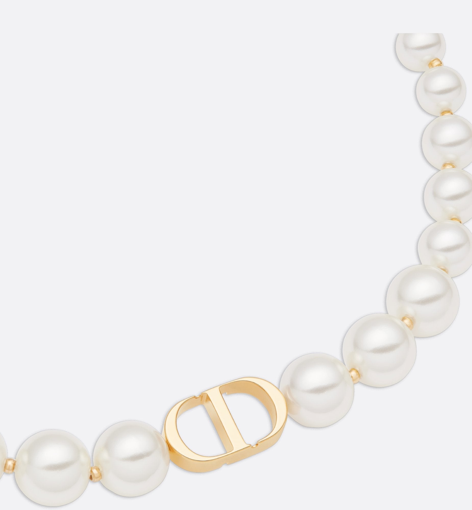 DR-Inspired Pearl Necklace